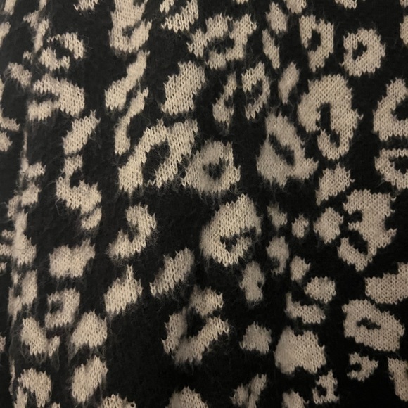 Cardigan - Picture 3 of 4